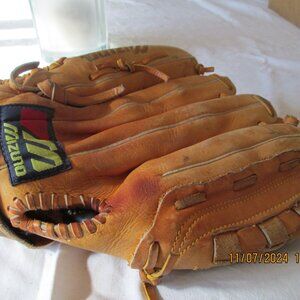 SOLD MIZUNO POWERLOCK Baseball Glove